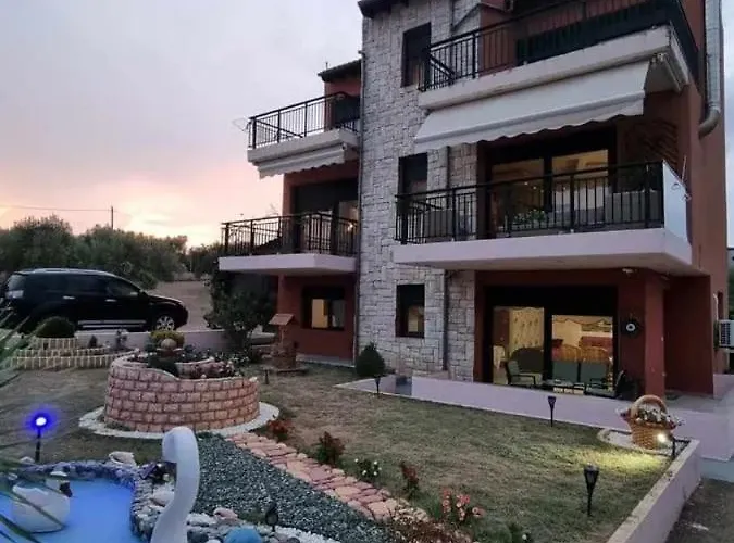 Dora\'S Garden Villa